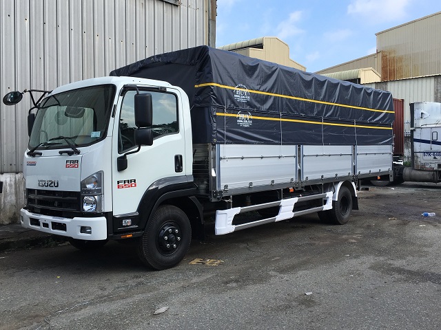 Xe Tải Isuzu FRR90NE4 6.5 Tấn Thùng Bạt